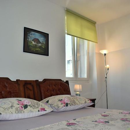 Apartment R&M Pula Eksteriør billede