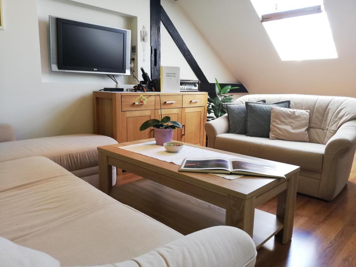 Apartment R&M Pula Eksteriør billede